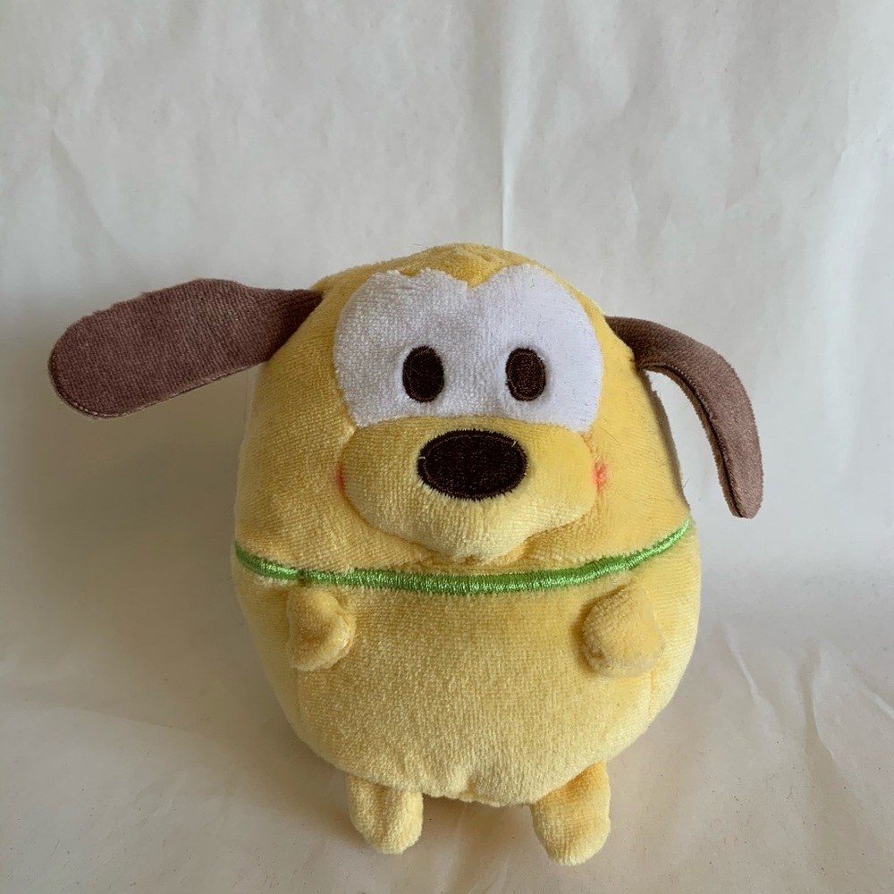 Pluto Small Ufufy